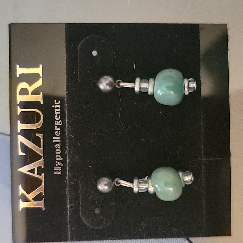 NWOT Kazuri hand made jade green bead earrings from Kenya